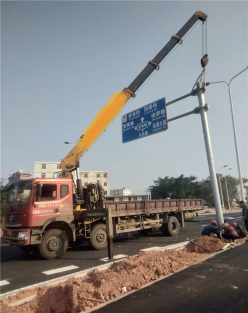 中原区设备吊装租赁吊车要用多大吊车