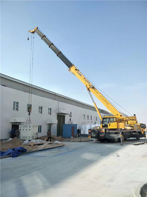 中原区“超载就喊停”—— 吊车的 “重量保镖” 技术